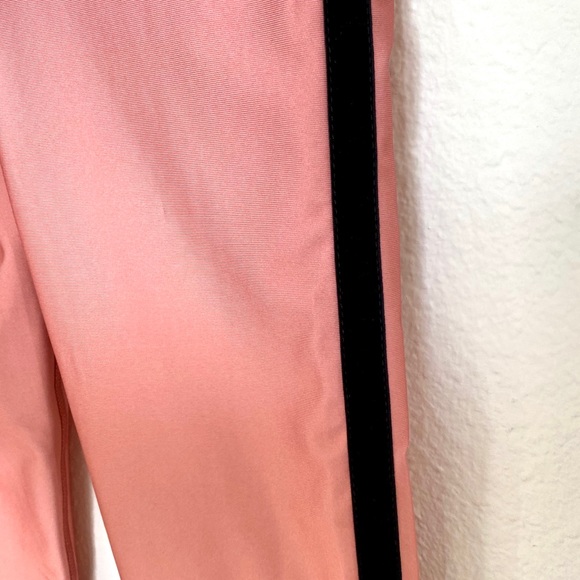 BCBGMAXAZRIA Ombré Gradient Velvet Stripe Legging - Picture 5 of 6